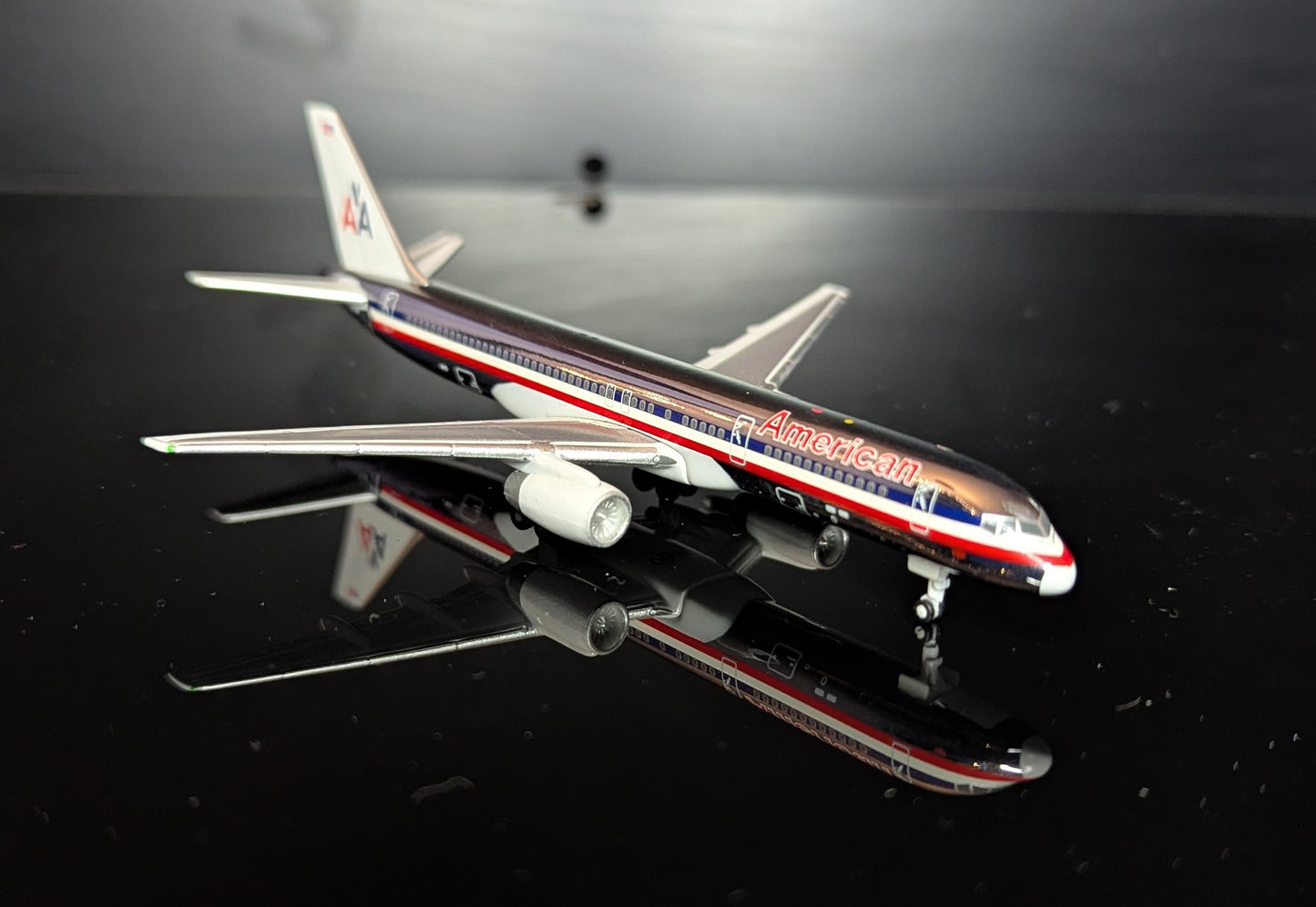 1:400 American Airlines B757-200 Gemini Jets