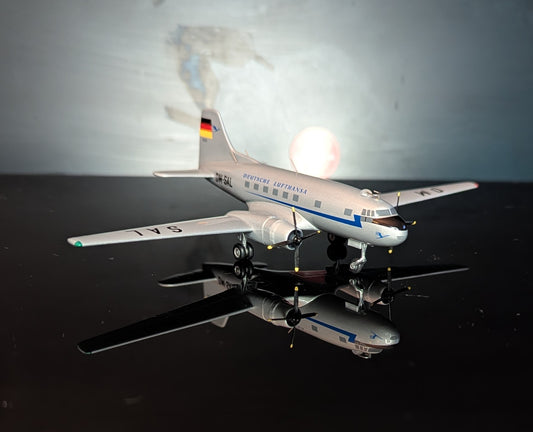 1:200 Deutche Lufthansa IL-14 Phoenix Models