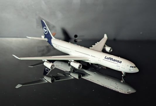 1:400 Lufthansa A340-300 Aviation 400