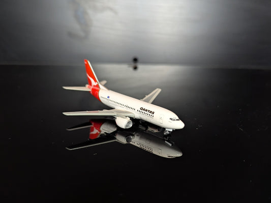 1:400 Qantas B737-300 Dragon Wings