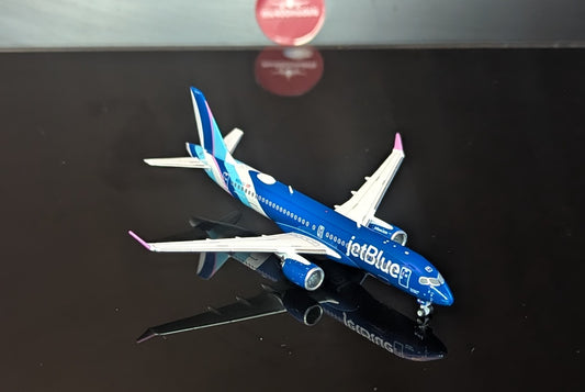 1:400 JetBlue Airways A220-300 N3241J Gemini Jets