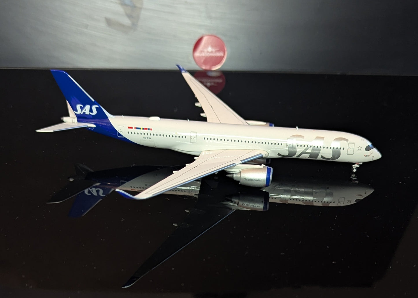 1:400 SAS Scandinavian A350-900 Gemini Jets