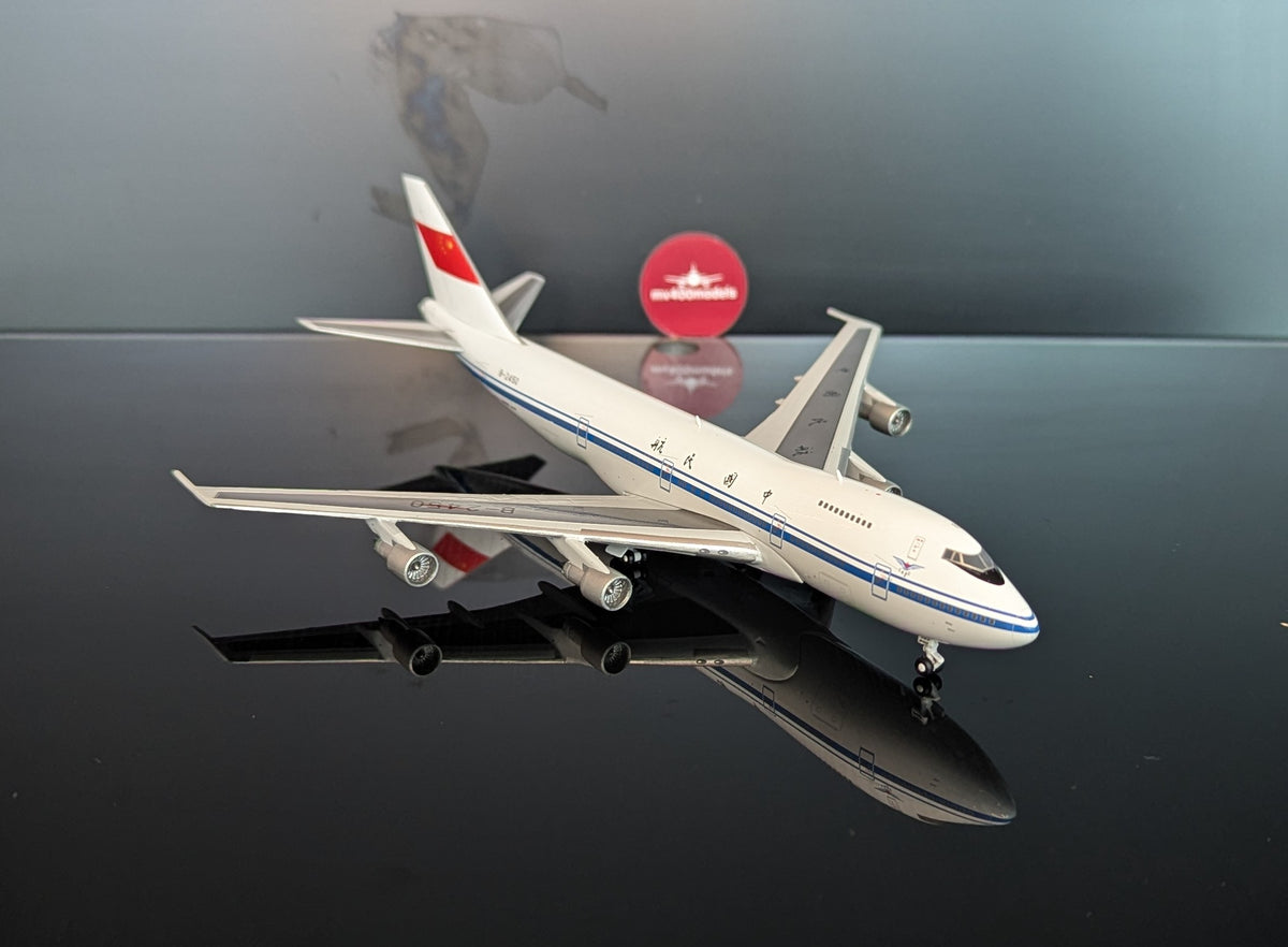 1:400 CAAC B747-200M JC Wings