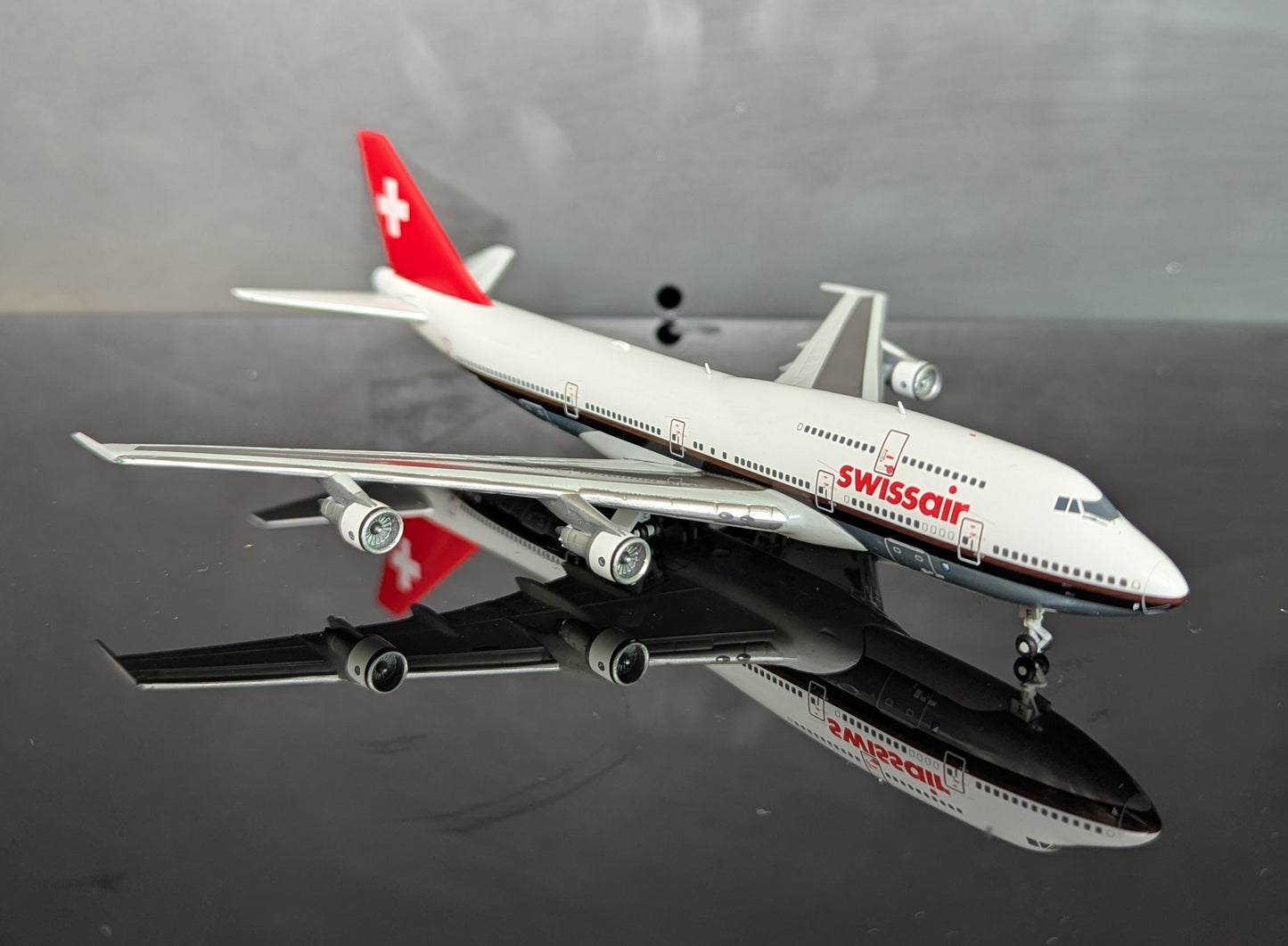 1:400 Swissair B747-300 JC Wings