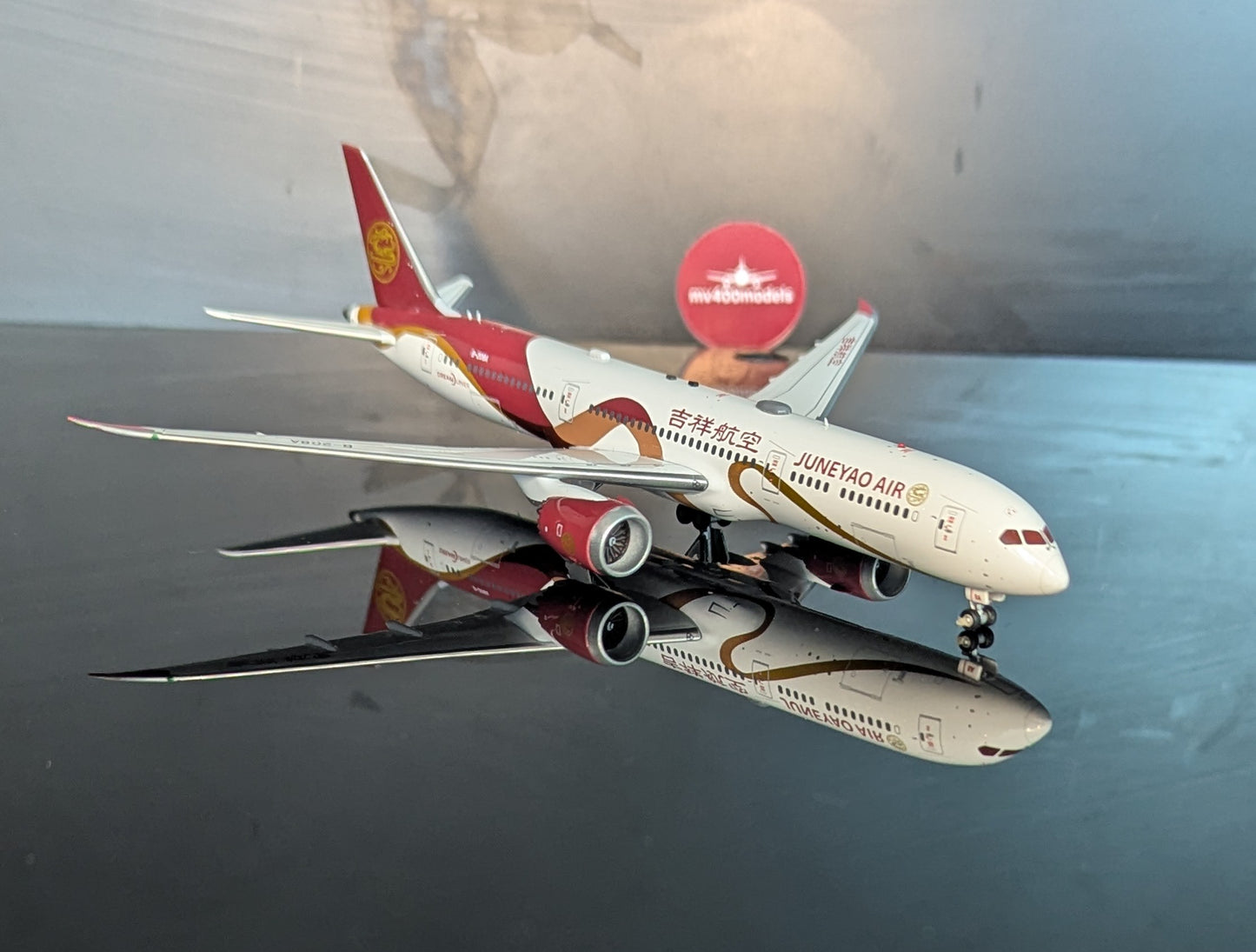 1:400 Juneyao Airlines B787-9 Dreamliner Aviation 400
