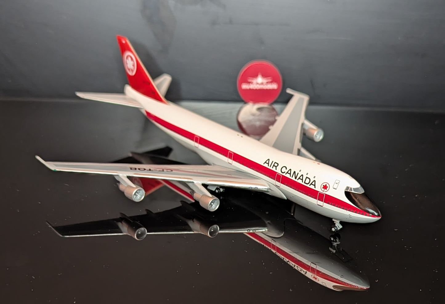 1:400 Air Canada B747-100 CF-TOB AeroClassics