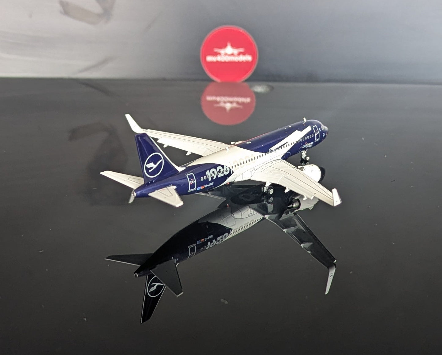 1:400 Lufthansa A320neo D-AING HX Models Flaps Down*