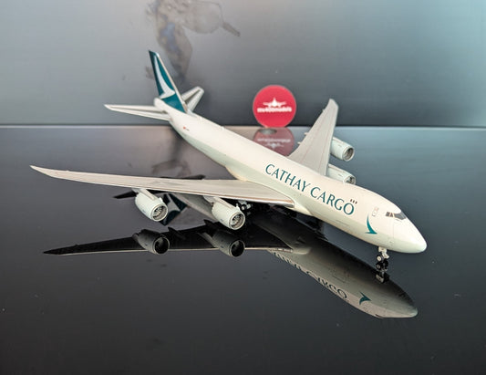 1:400 Cathay Cargo B747-8F JC Wings