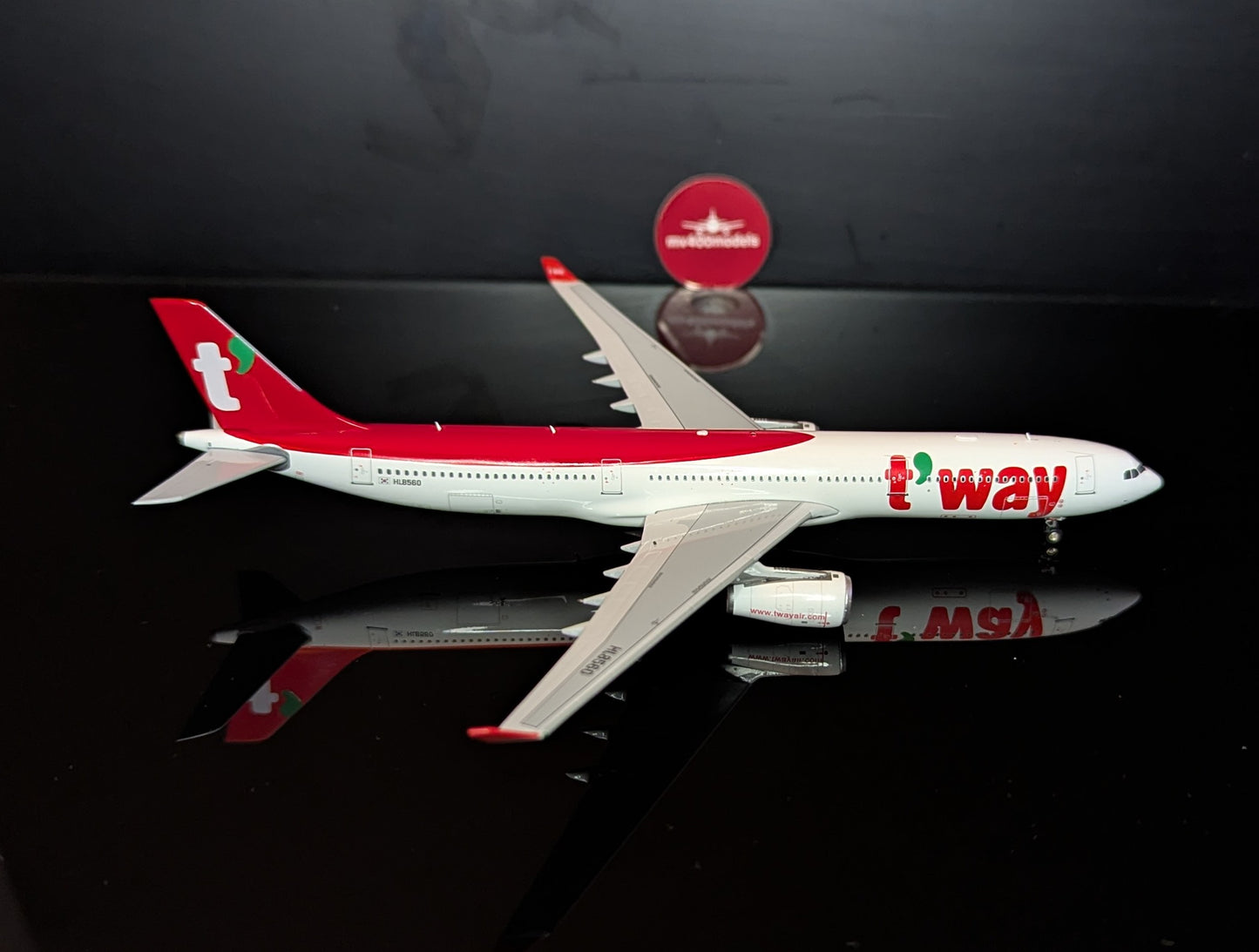 1:400 T’Way Air A330-300 Aviation 400