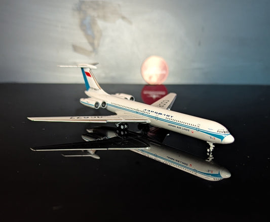 1:400 Aeroflot/JAL IL-62 Phoenix Models