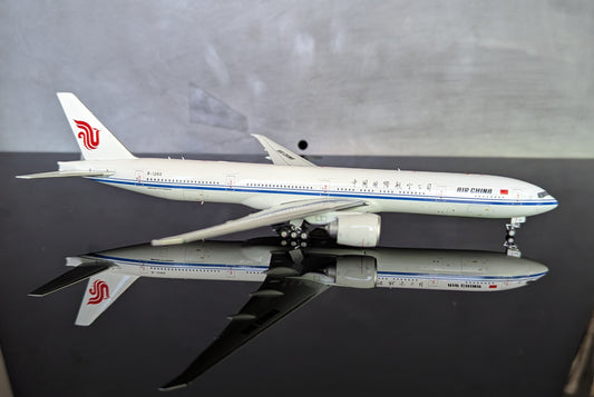 1:400 Air China B777-300ER B-2085 Aviation 400