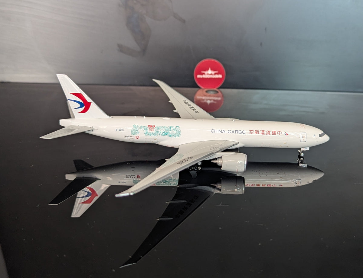 1:400 China Cargo B777-200F “Shanghai Museum” Phoenix Models