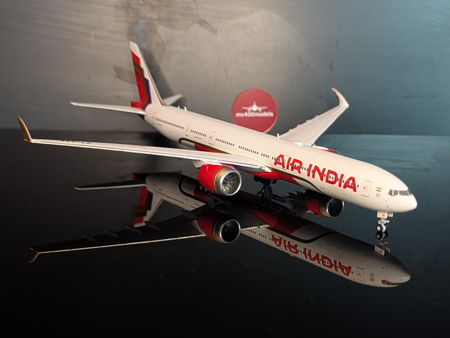 1:400 Air India B777-9 “Folded Wingtips” Gemini Jets
