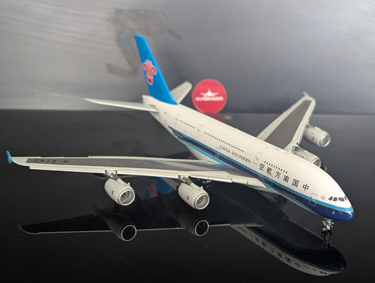 1:400 China Southern Airlines A380-800 B-6140 HX Models Flaps Down*