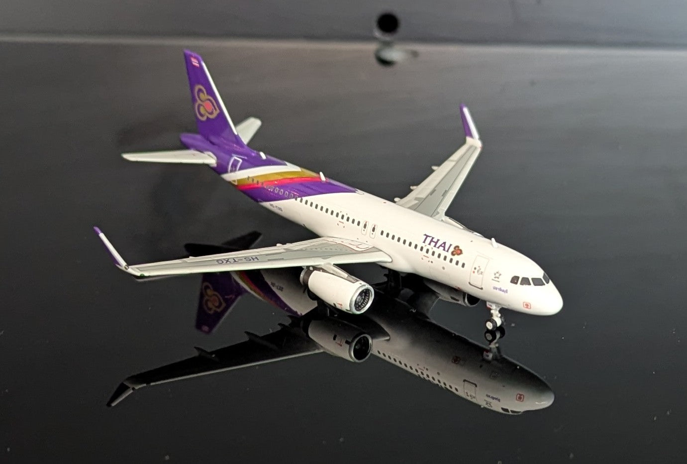 1:400 Thai Airways A320 Phoenix Models