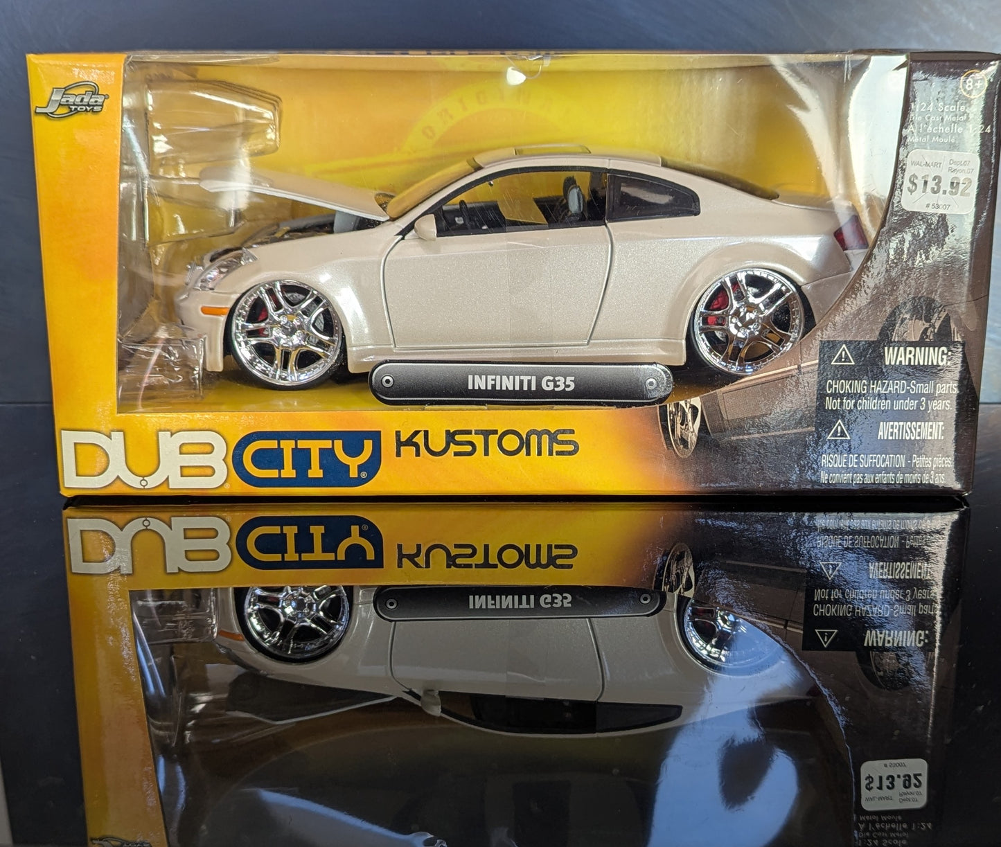 1/24 2003 Infiniti G35 "DUB City" Jada Toys -Diecast Model Car