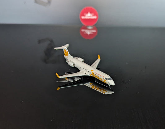 1:400 Air Canada Jazz CRJ-200ER "Yellow" C-GOJA JC Wings (Copy)
