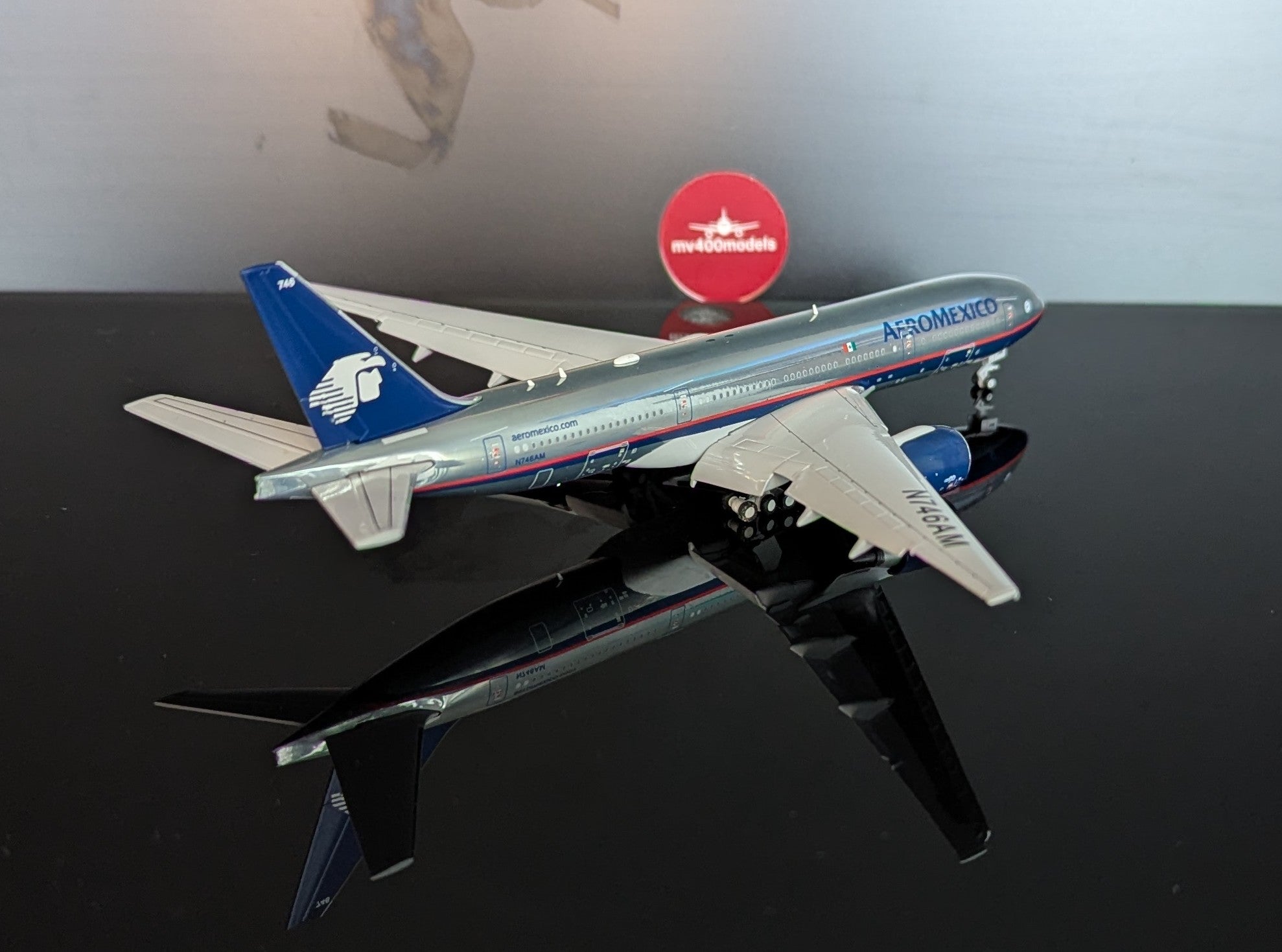 1:400 AeroMexico B777-200ER JC Wings Flaps Down* – mv400models