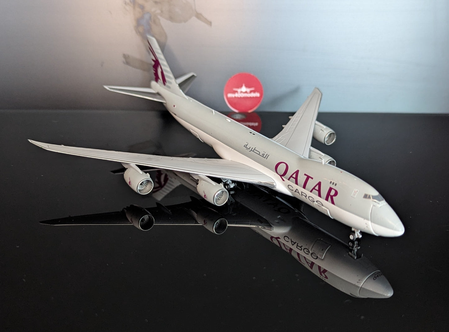 1:400 Qatar Air Cargo B747-8F “Interactive Series” JC Wings