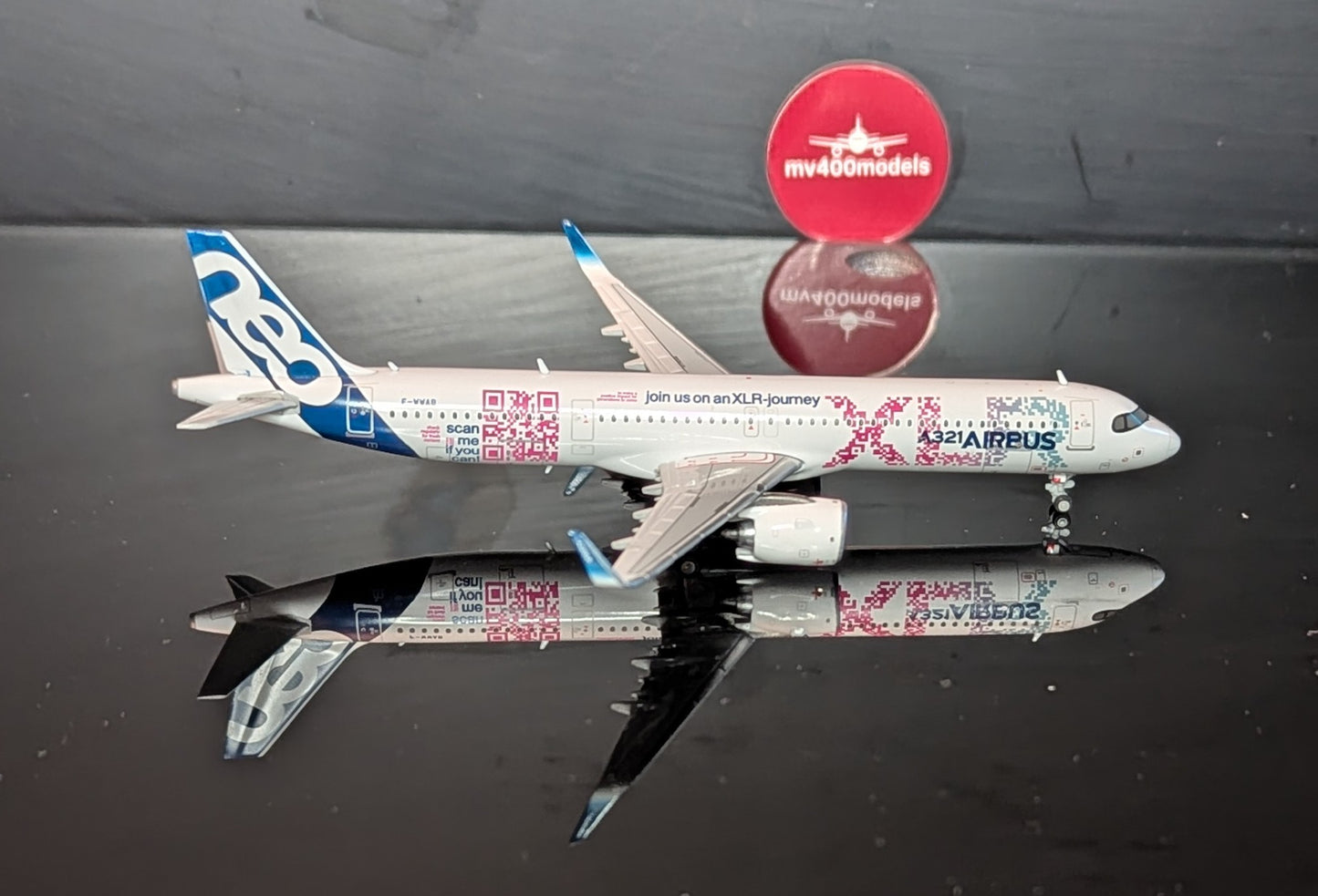 1:400 Airbus Industries A321XLR "House Colors" JC Wings