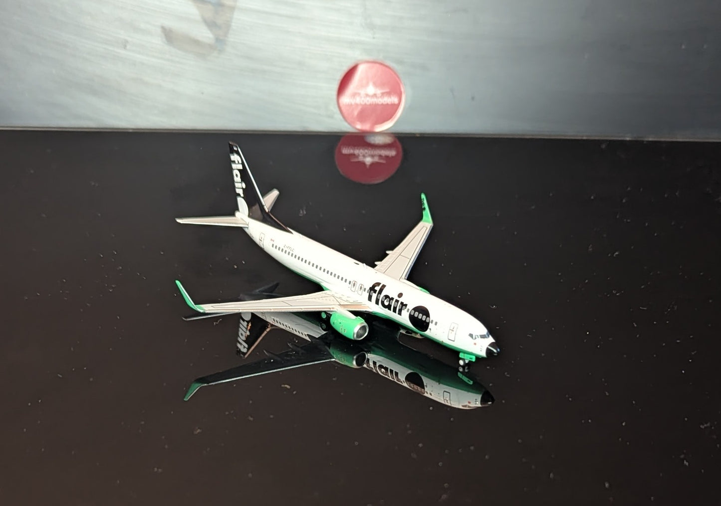 1:400 Flair B737-800 C-FFLC “W.J (Bill) Hardy” NG Models