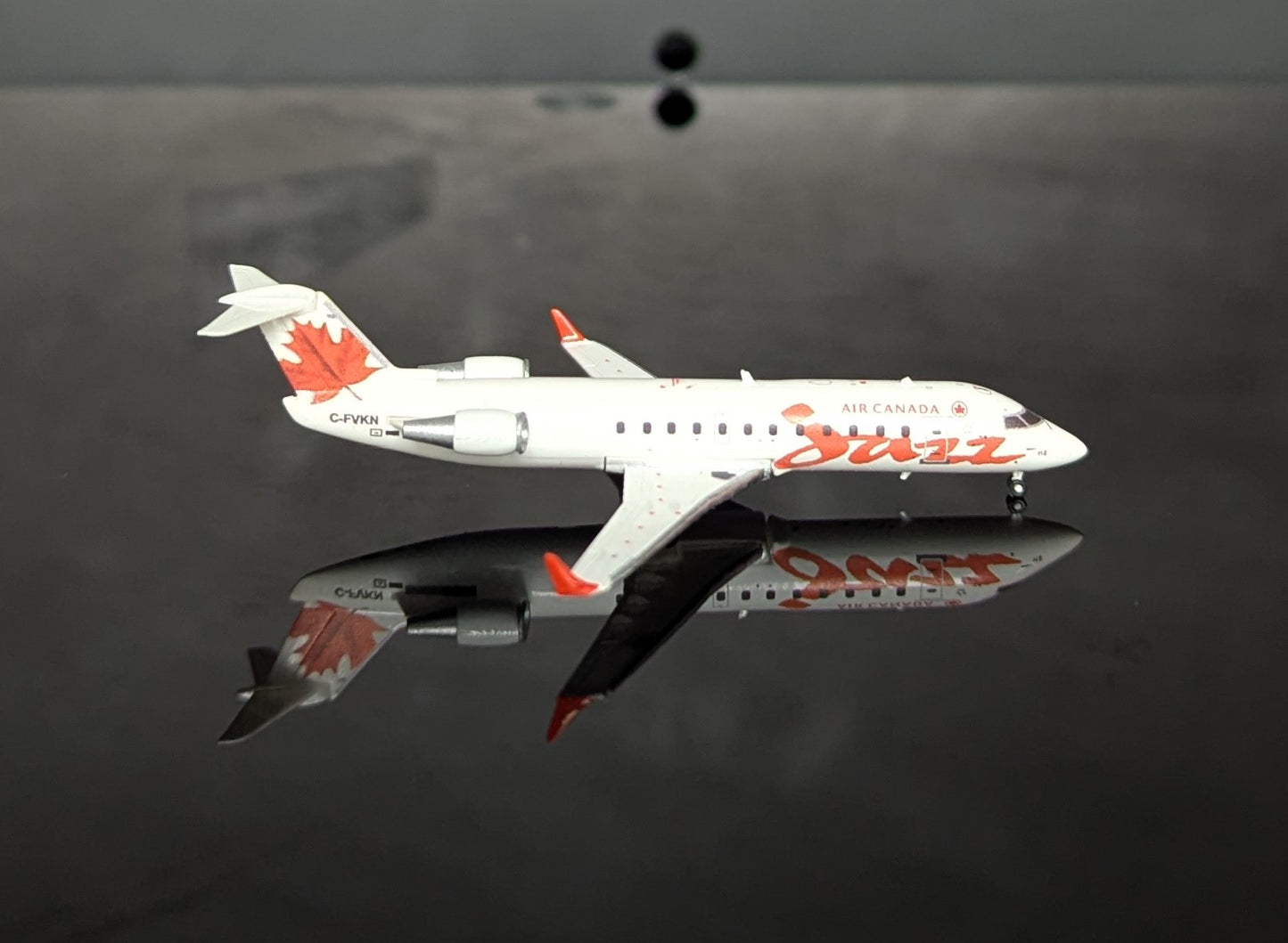 1:400 Air Canada Jazz CRJ-200 Orange 3D Design Deck