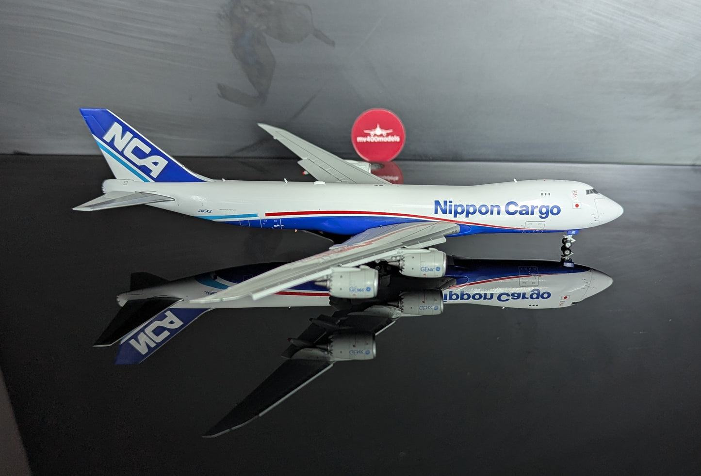 1:400 Nippon Cargo Airlines B747-8F HX Models Flaps Down*