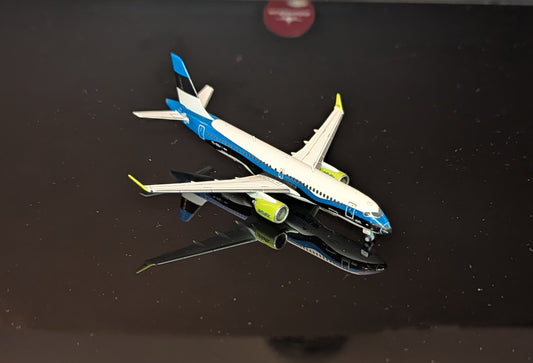 1:400 Air Baltic A220-300 JC Wings
