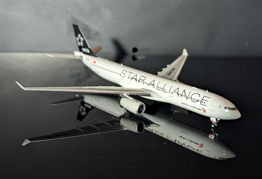 1:400 Air China A330-300 “Star Alliance” Phoenix Models