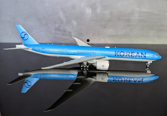 1:400 Korean Air B777-300ER detachable gear Aviation 400