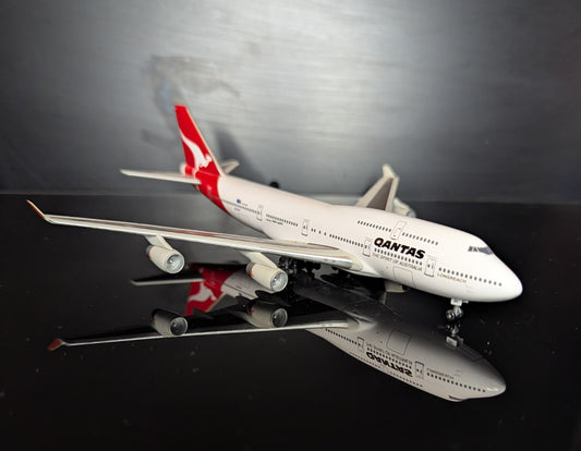 1:400 Qantas B747-400 Dragon Wings