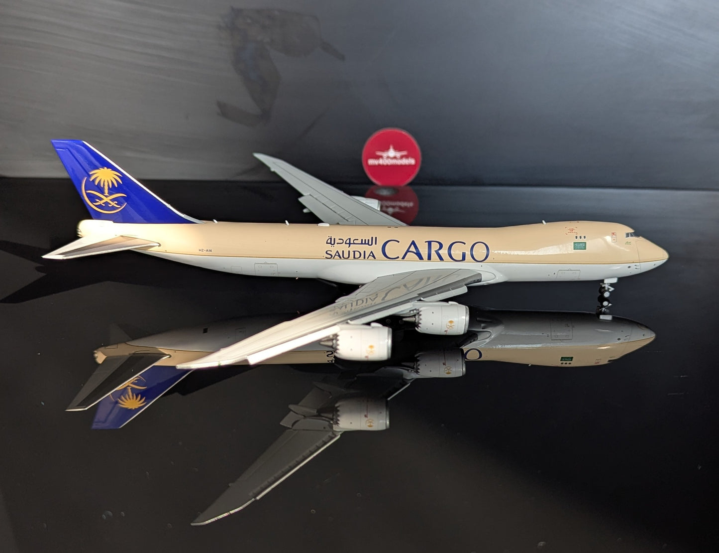 1:400 Saudi Arabia Cargo B747-8F Flaps Down* HX Models