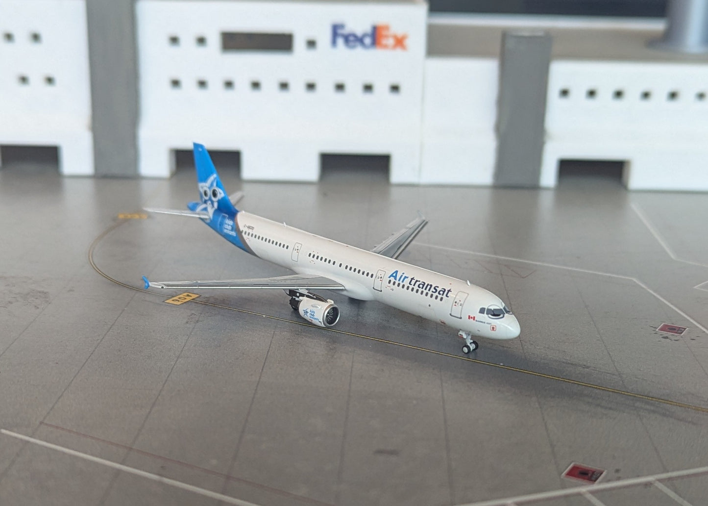1:400 Air Transat  A321-200 "Kids Club" NG Models