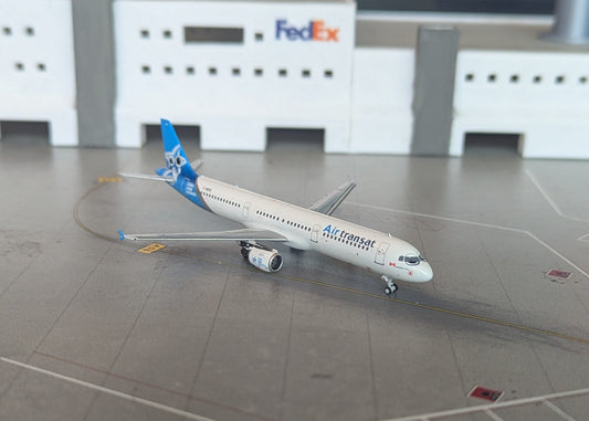 1:400 Air Transat  A321-200 "Kids Club" NG Models