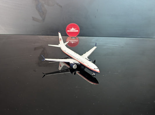 1:400 U.S Air Force B737 Max 8 BBJ Gemini Jets