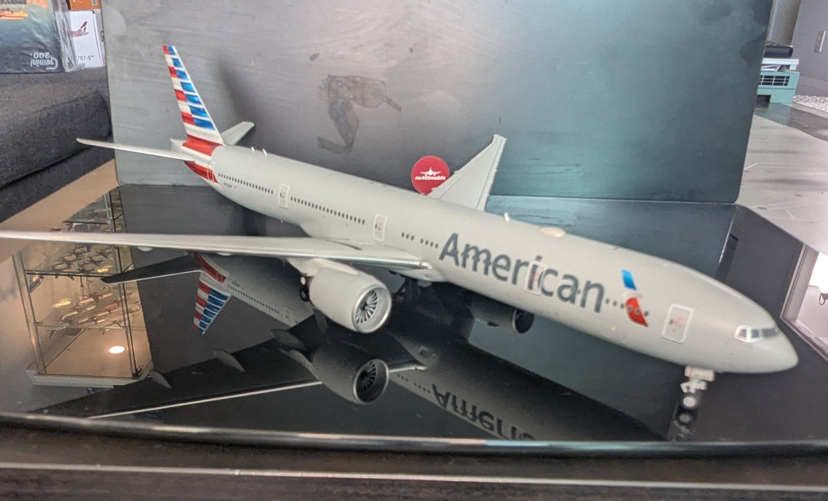 1:200 American Airlines B777-300ER Gemini200