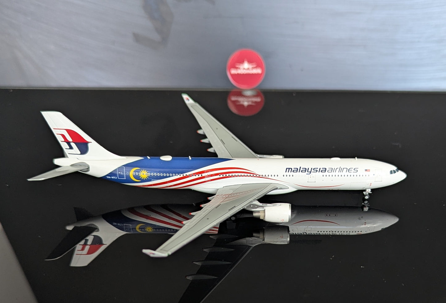 1:400 Malaysian Airlines A330-300 JC Wings