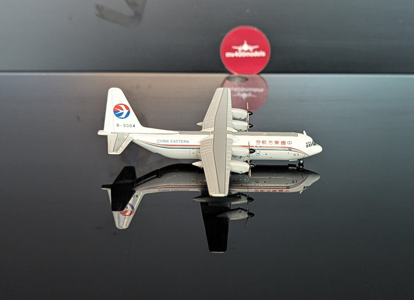 1:400 China Eastern Airlines L-100-30 B-3004 JC Wings