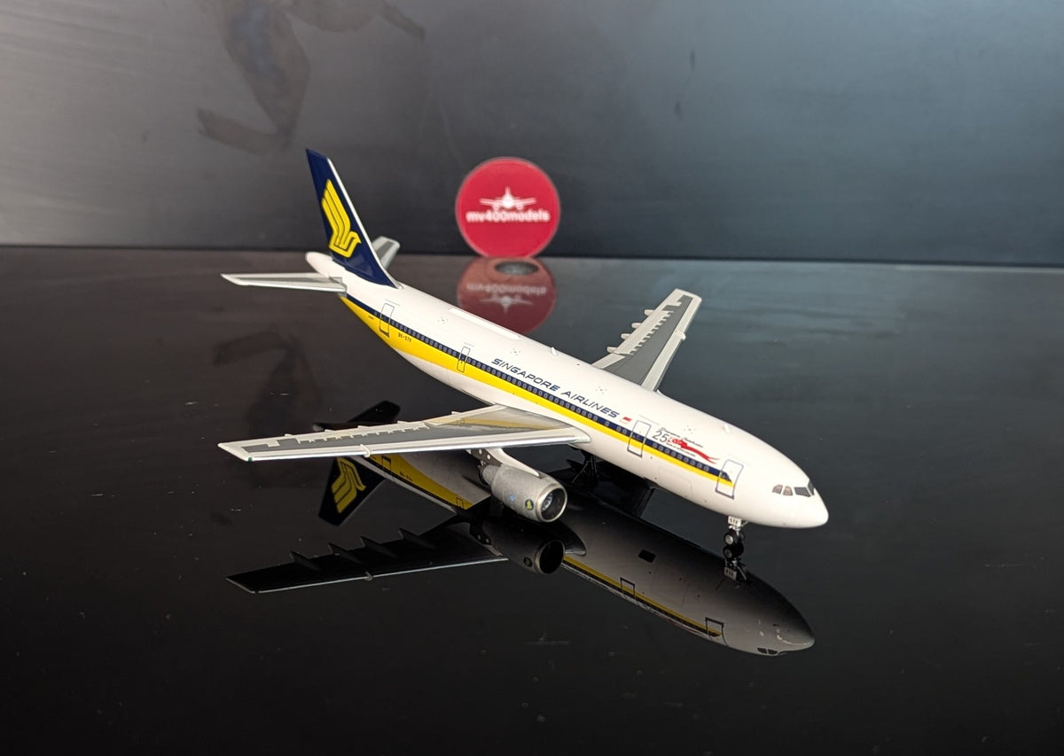 1:400 Singapore Airlines A300B4-203 “25 Years of Nation Building” Phoenix Models