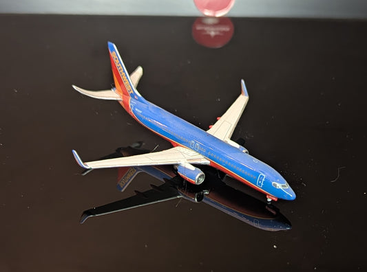 1:400 Southwest Airlines B737-800 Gemini Jets Bent Elevator**