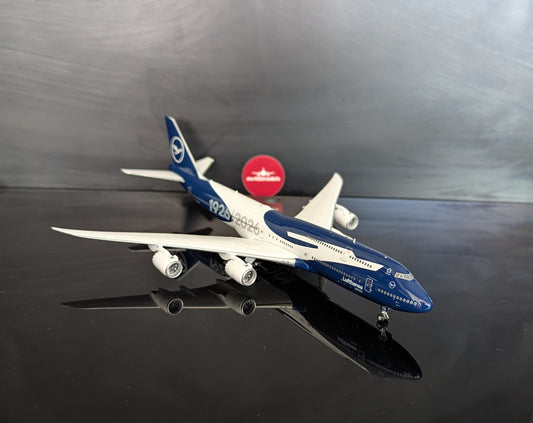 1:400 Lufthansa B747-8 “100th Anniversary” Phoenix Models
